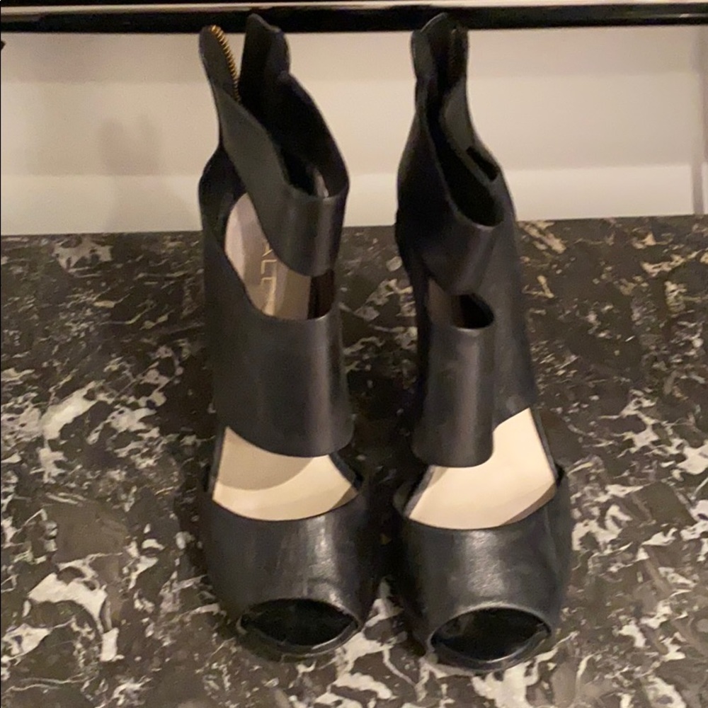 Aldo Black Cutout Peep-Toe Heels